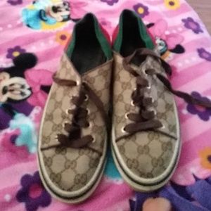 Authentic Gucci Shoes size 38 1/2